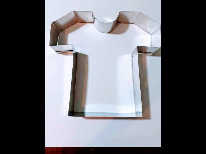 Aro de Hojalata Camiseta 32 cm de alto